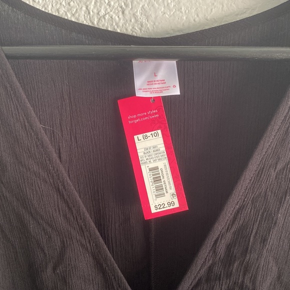 Coverup - Picture 4 of 6